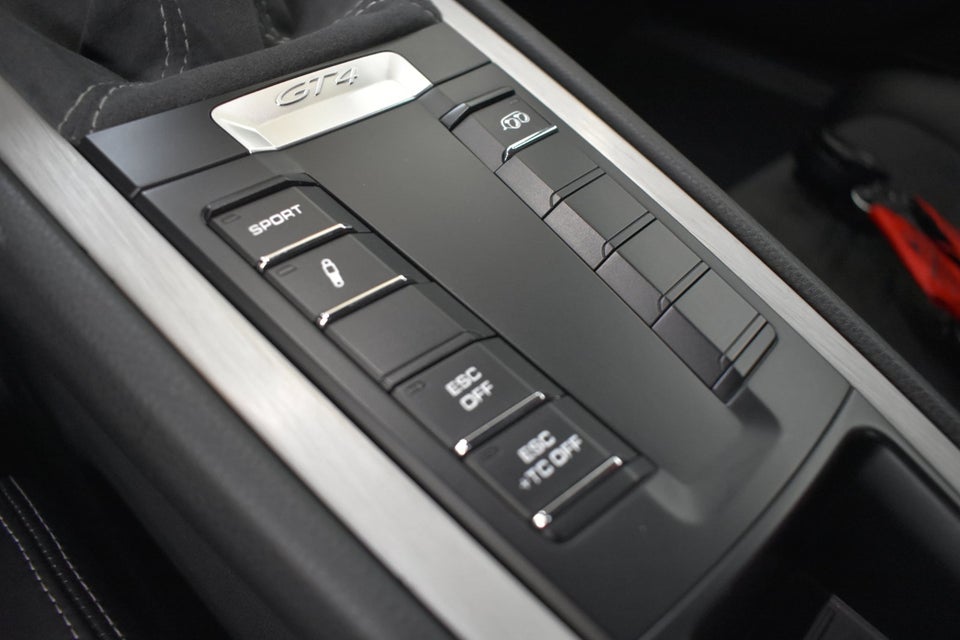 Porsche Cayman GT4 3,8  2d