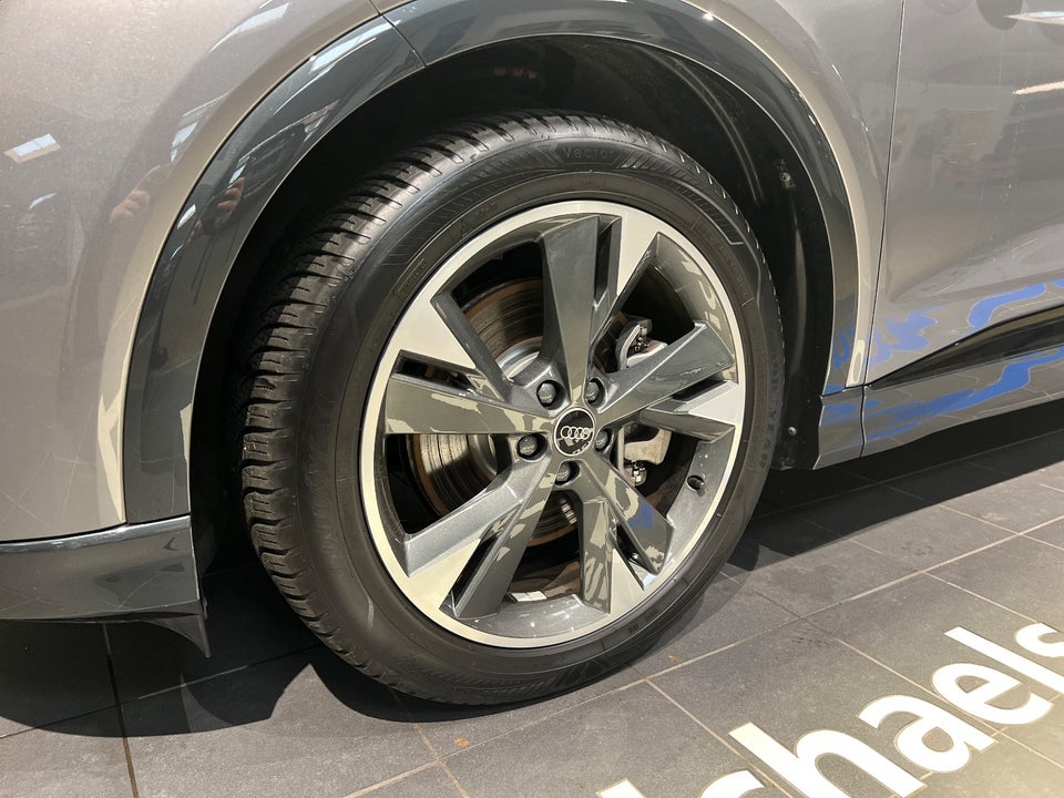 Audi Q4 e-tron 45 S-line 5d
