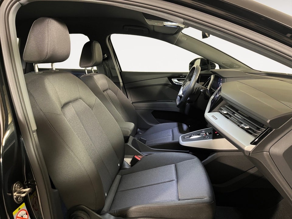 Audi Q4 e-tron 50 Attitude quattro 5d