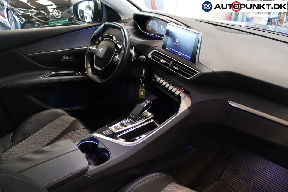 Peugeot 3008 1,6 BlueHDi 120 Allure EAT6 5d