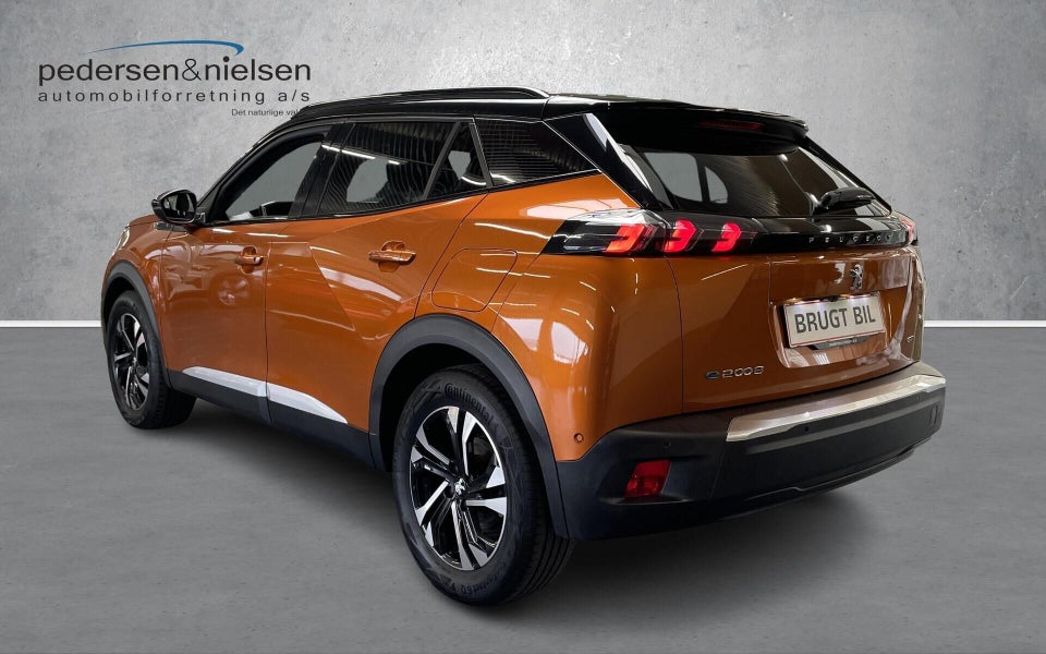 Peugeot e-2008 50 GT Sky 5d