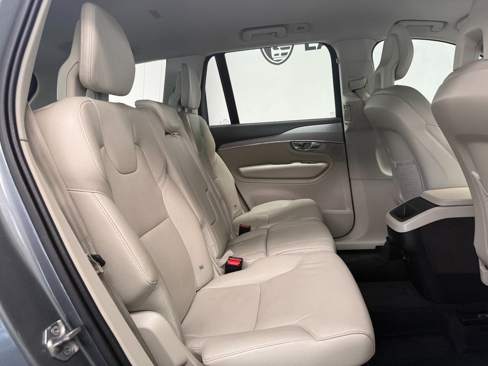 Volvo XC90 2,0 D5 235 Inscription aut. AWD 7prs 5d