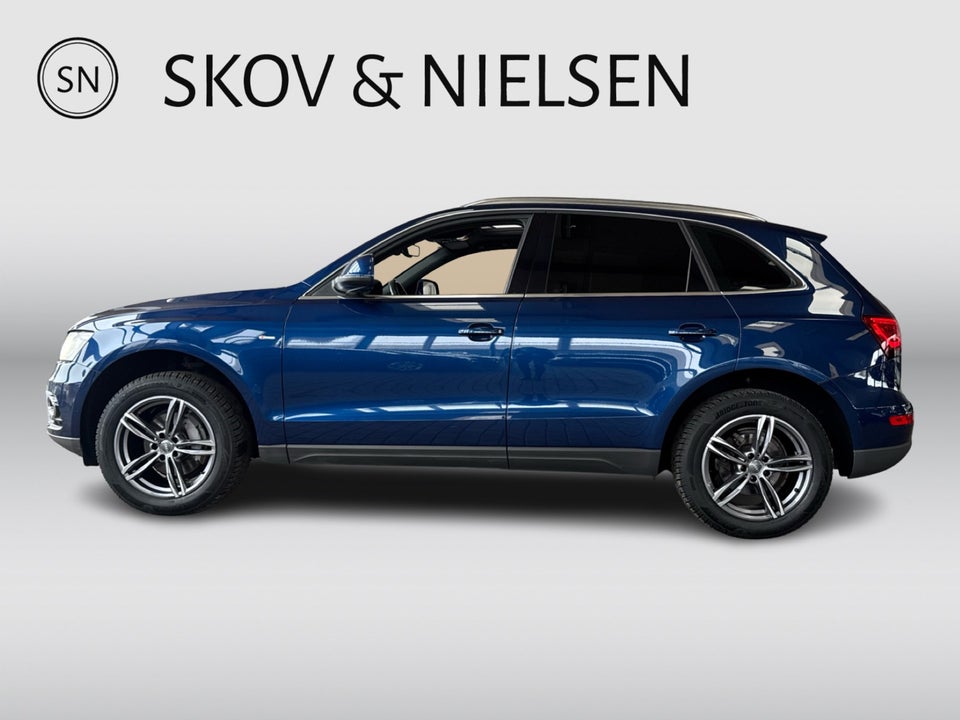 Audi Q5 2,0 TDi 177 S-line quattro S-tr. Van 5d