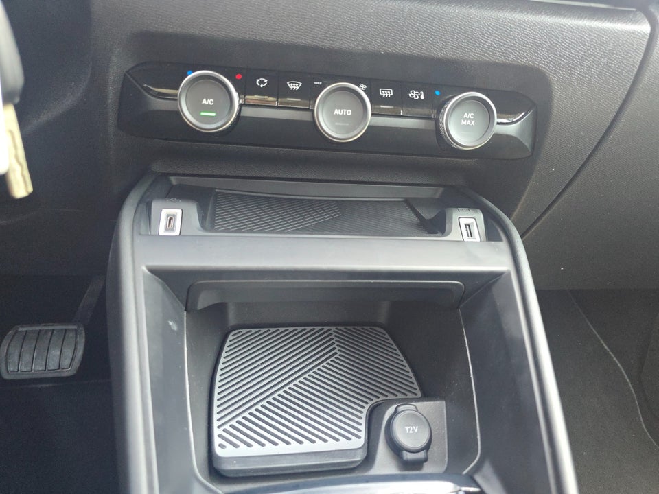 Citroën ë-C4 50 Shine Sport 5d