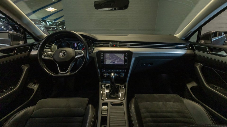 VW Passat 2,0 TDi 150 Elegance+ Variant DSG 5d