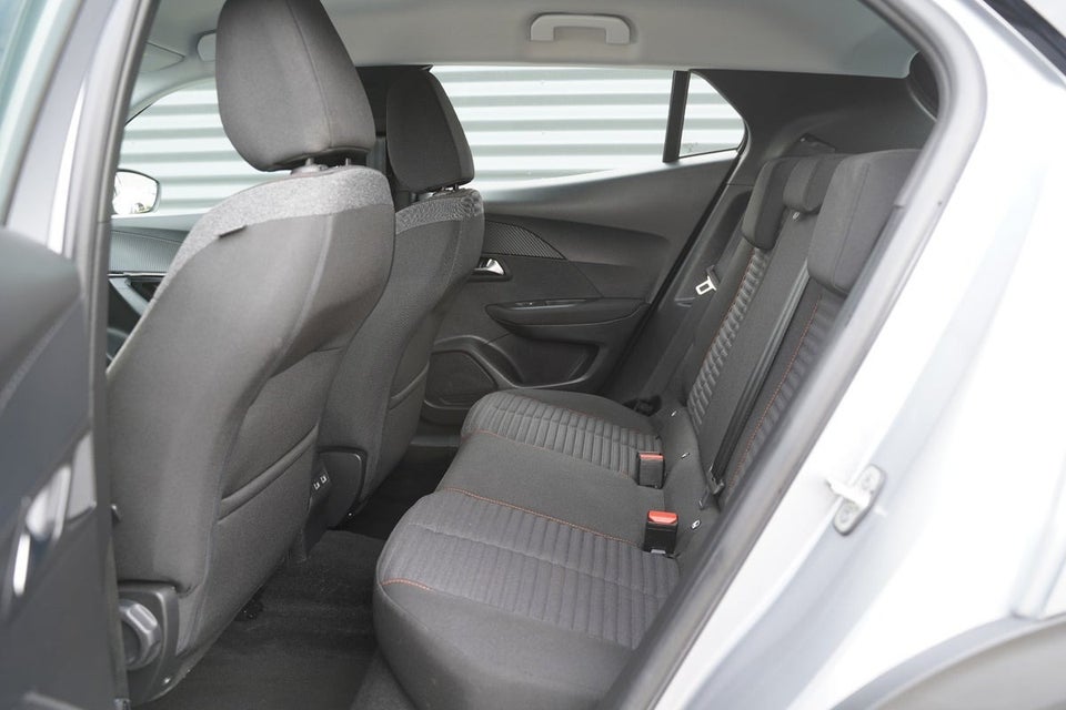 Peugeot 2008 1,2 PureTech 130 Active Pack EAT8 5d