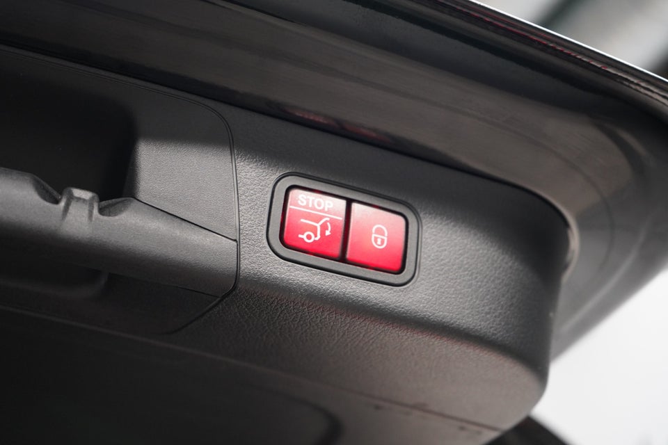 Mercedes EQB300 4Matic 7prs 5d