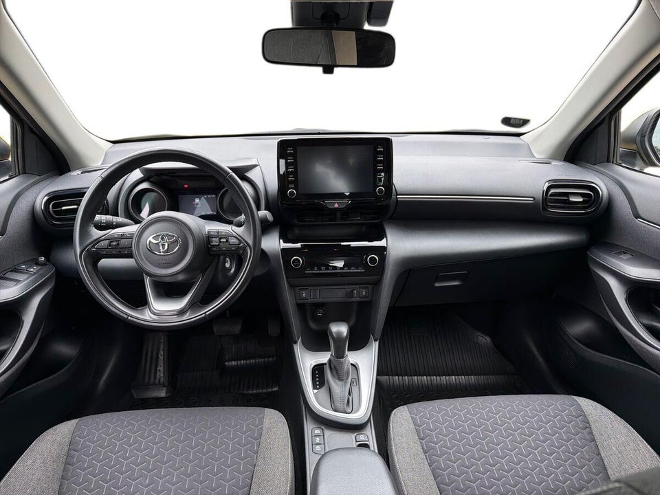 Toyota Yaris Cross 1,5 Hybrid Essential Comfort e-CVT 5d