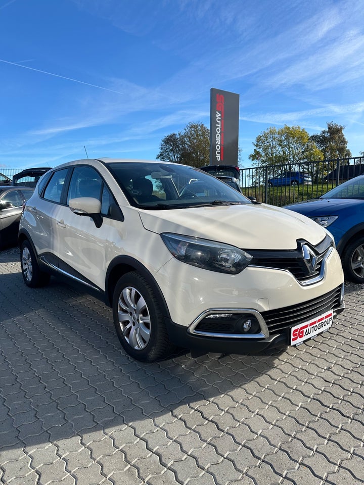 Renault Captur 0,9 TCe 90 Expression 5d