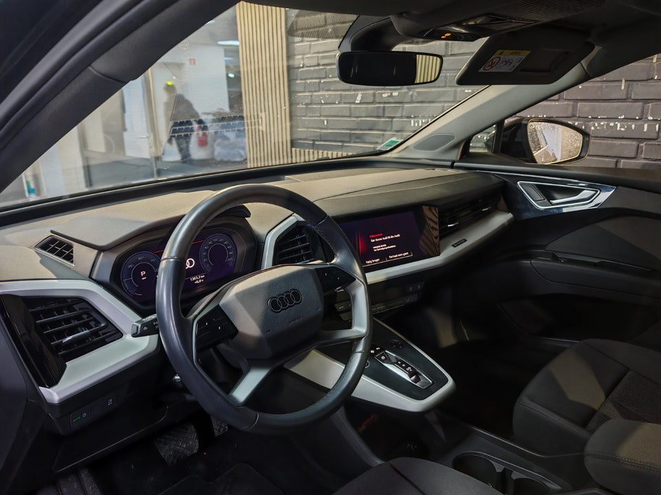Audi Q4 e-tron 35  5d