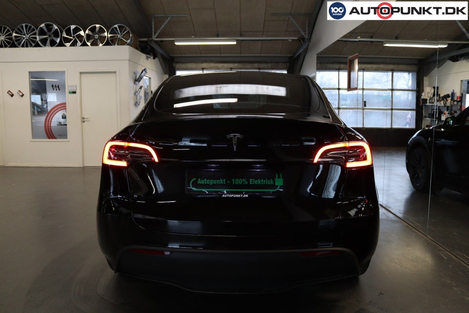 Tesla Model Y Long Range RWD 5d