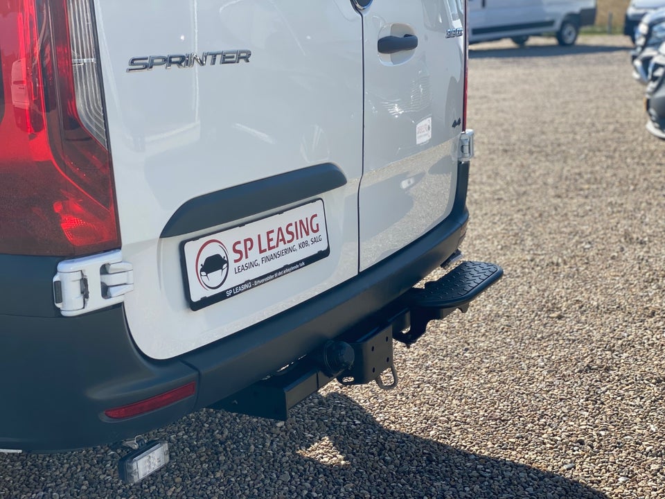 Mercedes Sprinter 319 2,0 CDi A2 Kassevogn aut. 4x4