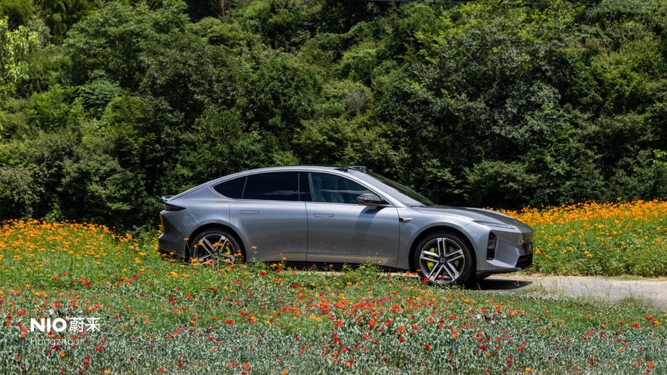 NIO ET5 100 Long Range 4d