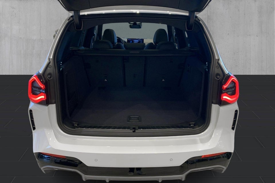 BMW iX3 Charged M-Sport 5d