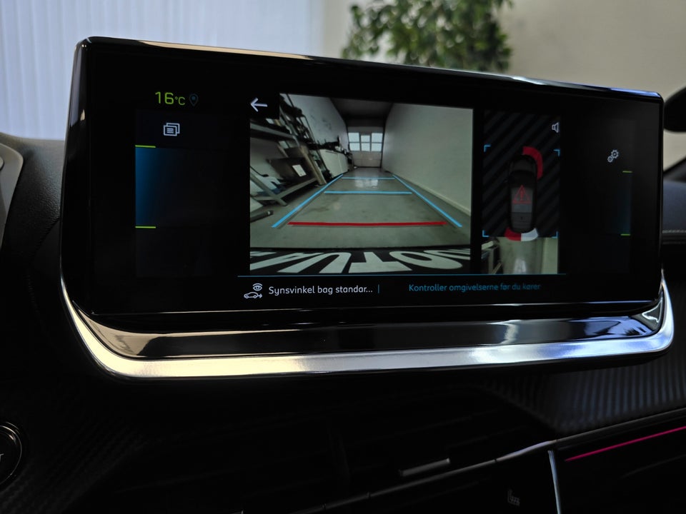 Peugeot e-208 50 GT 5d