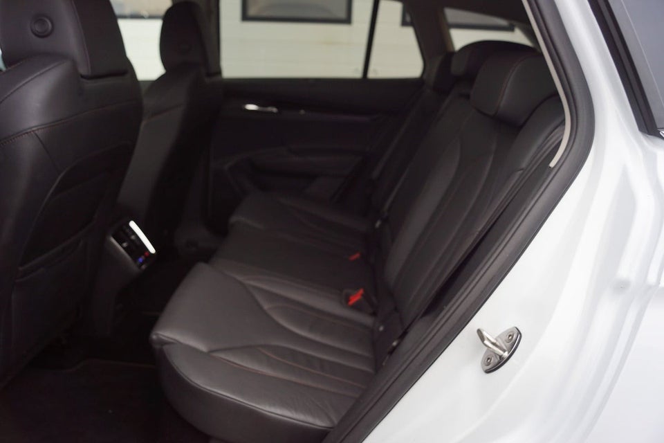 Skoda Enyaq 80 iV Suite 5d