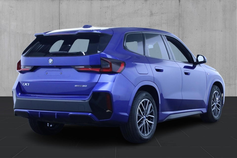 BMW iX1 eDrive20 M-Sport 5d