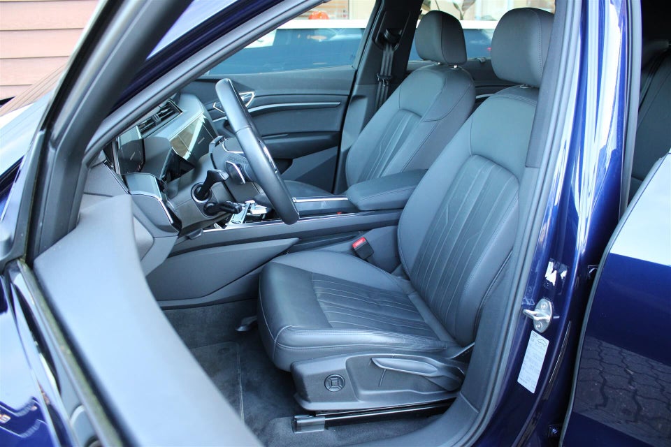 Audi e-tron 55 Prestige quattro 5d