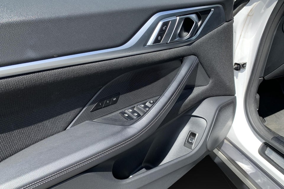 BMW i4 eDrive40 Charged Plus 5d
