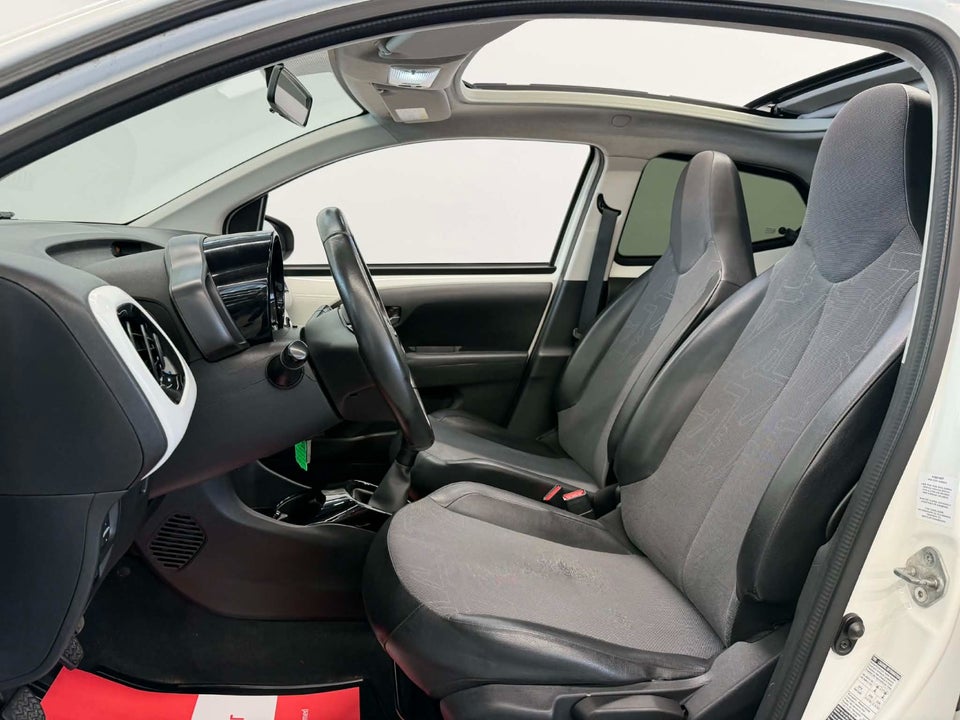 Toyota Aygo 1,0 VVT-i x-sky 5d
