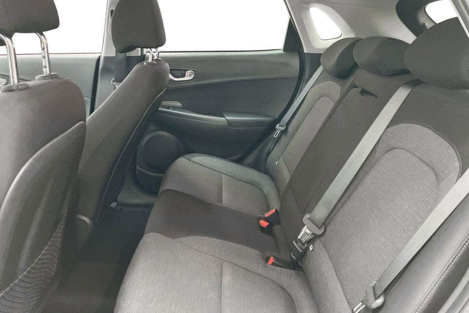 Hyundai Kona 39 EV Select 5d