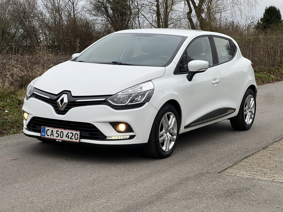 Renault Clio IV 1,5 dCi 90 Zen 5d