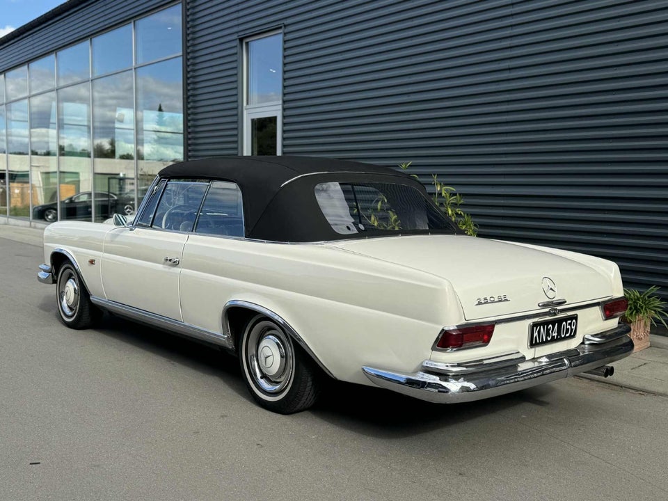Mercedes 250 SE 2,5 Cabriolet 2d