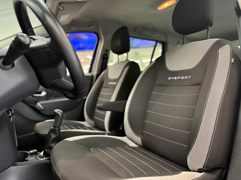 Dacia Logan 0,9 TCe 90 Ambiance MCV 5d