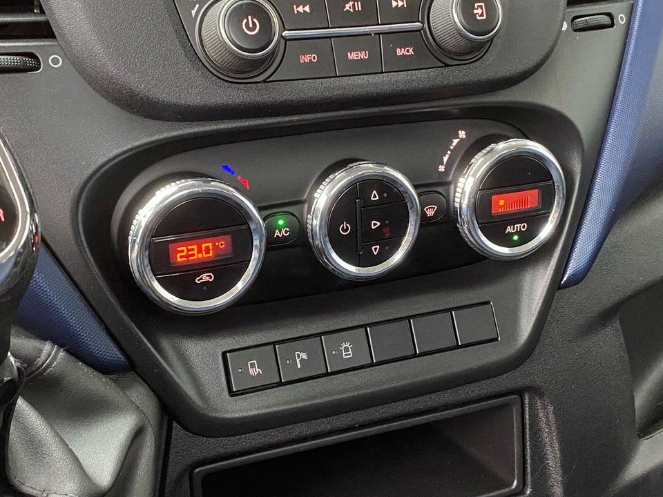 Iveco Daily 3,0 35S18 4100mm Lad AG8 2d