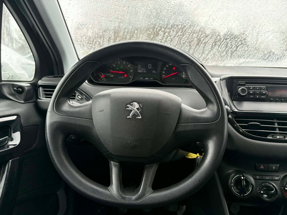 Peugeot 208 1,0 VTi Access 5d