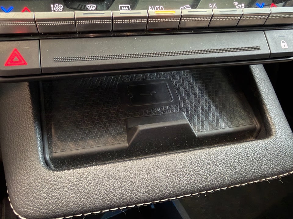 Renault Megane E-Tech 60 Techno 5d