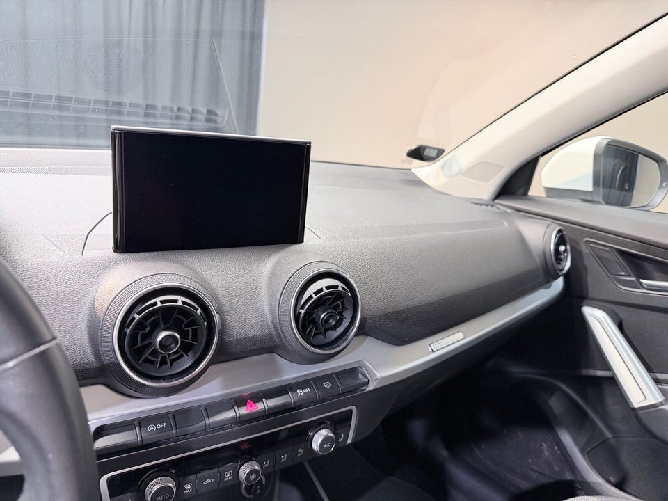 Audi Q2 35 TDi Sport S-tr. 5d