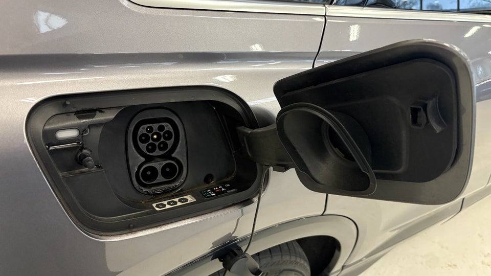 Audi Q4 e-tron 40  5d