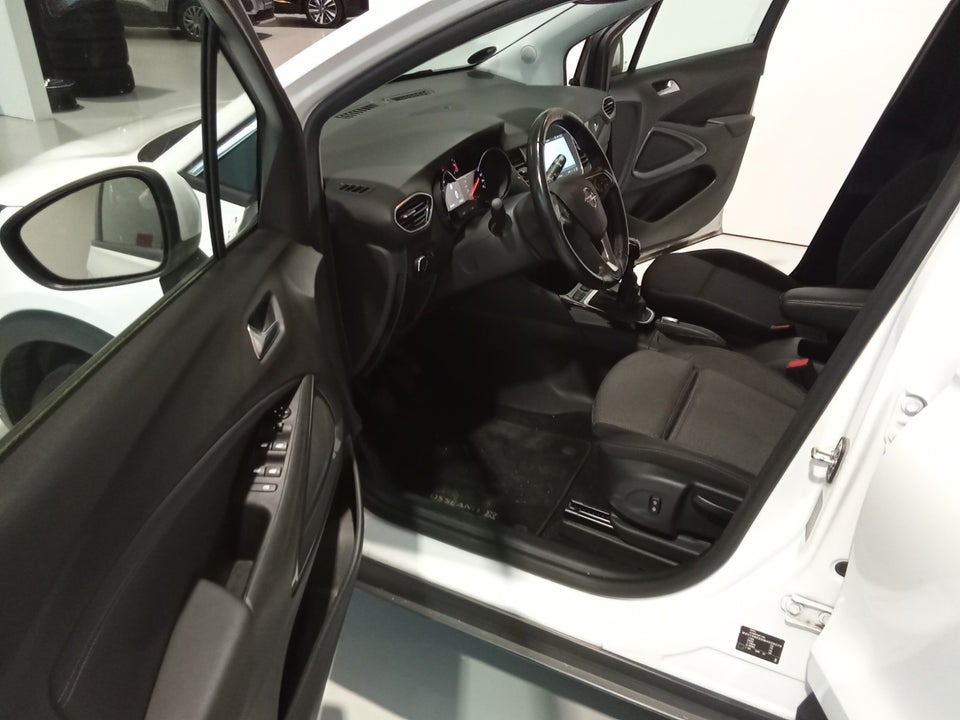 Opel Crossland X 1,2 T 110 Sport 5d