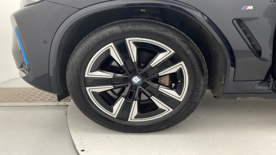 BMW iX3 Charged M-Sport 5d