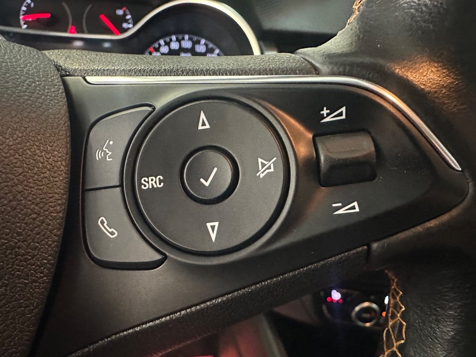 Opel Crossland X 1,2 T 110 Exclusive aut. 5d