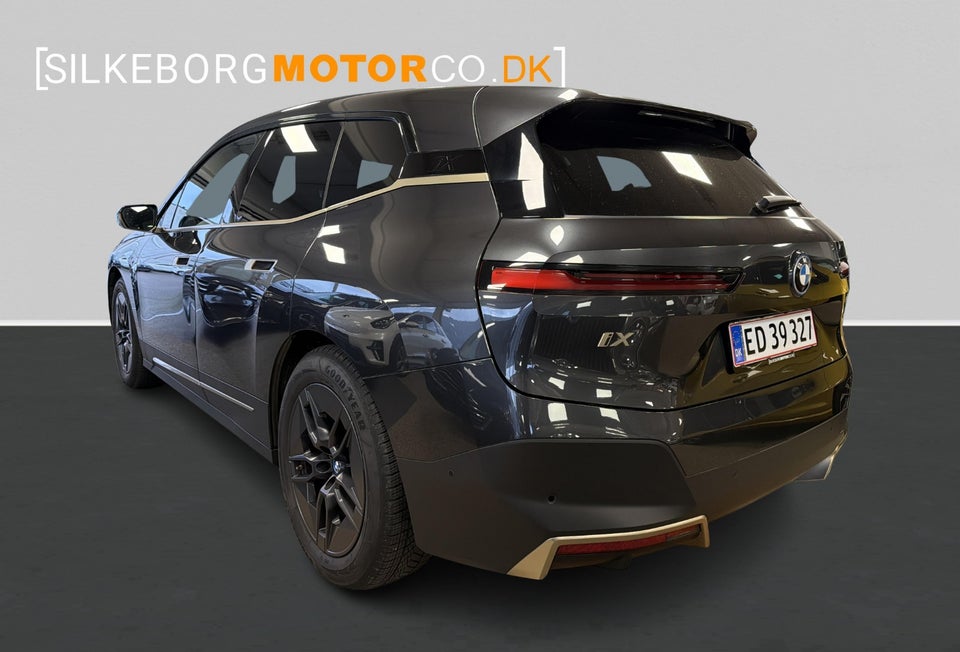 BMW iX xDrive40 M-Sport 5d