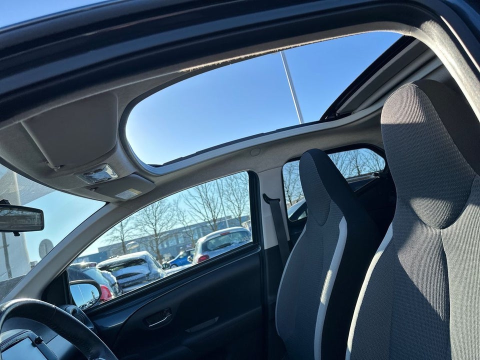 Toyota Aygo 1,0 VVT-i x-sky 5d