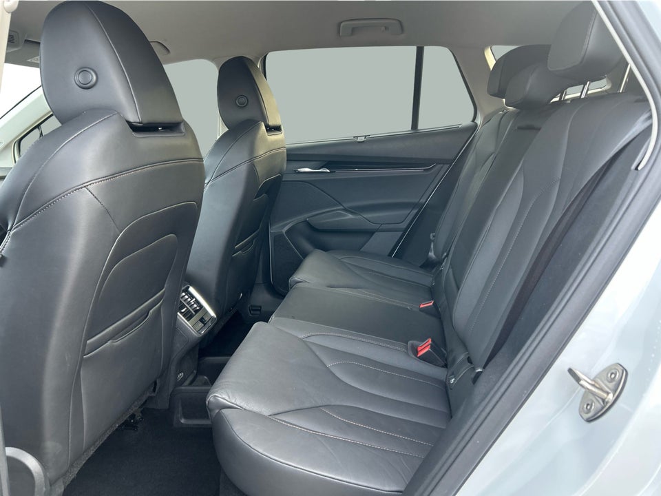 Skoda Enyaq 80 iV Design Selection 5d