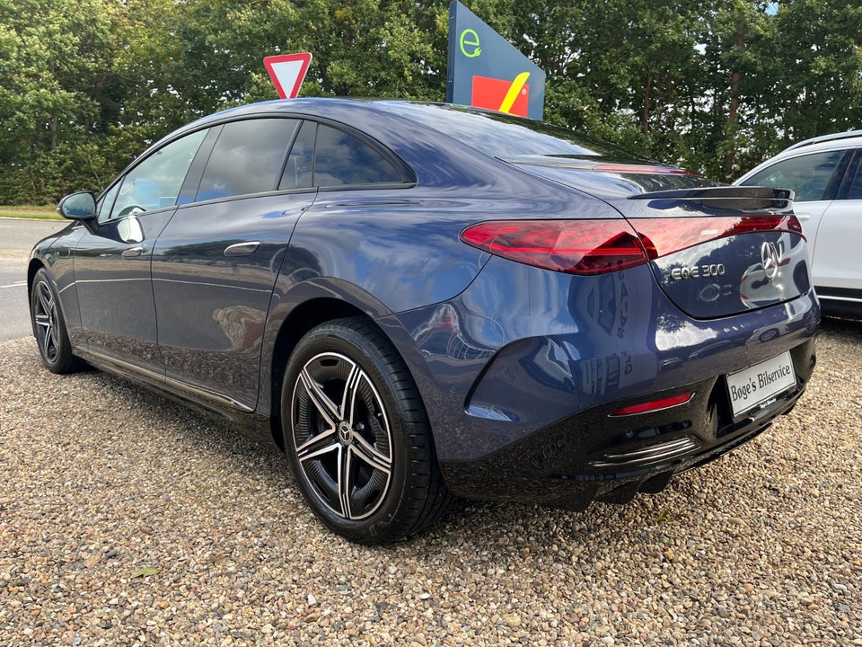 Mercedes EQE300 AMG Line 4d