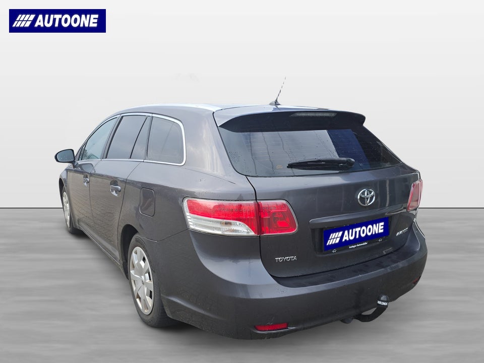 Toyota Avensis 1,8 VVT-i T1 stc. 5d