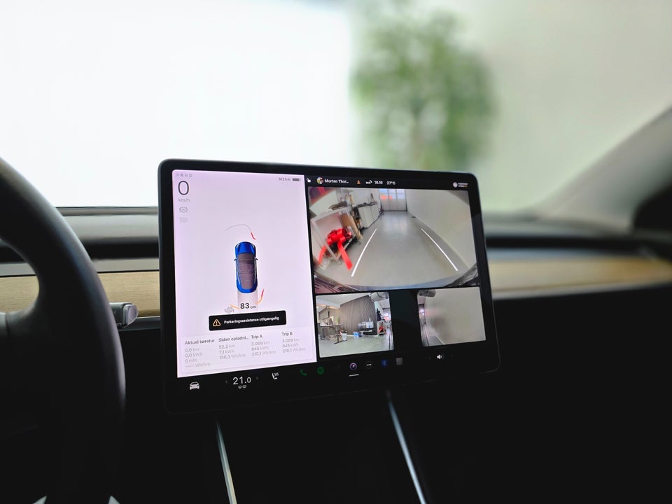 Tesla Model 3 Standard Range+ RWD 4d