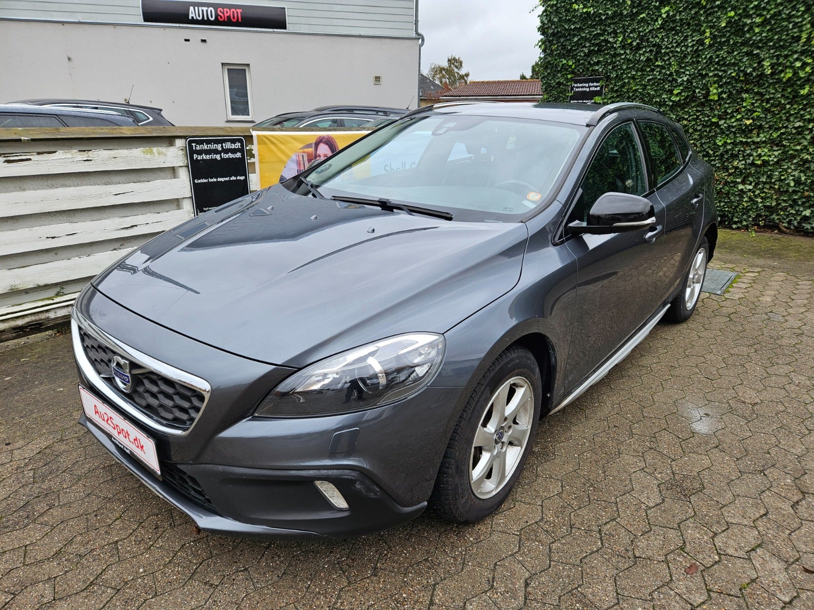 Volvo V40 CC 2,0 D3 150 Summum aut. 5d