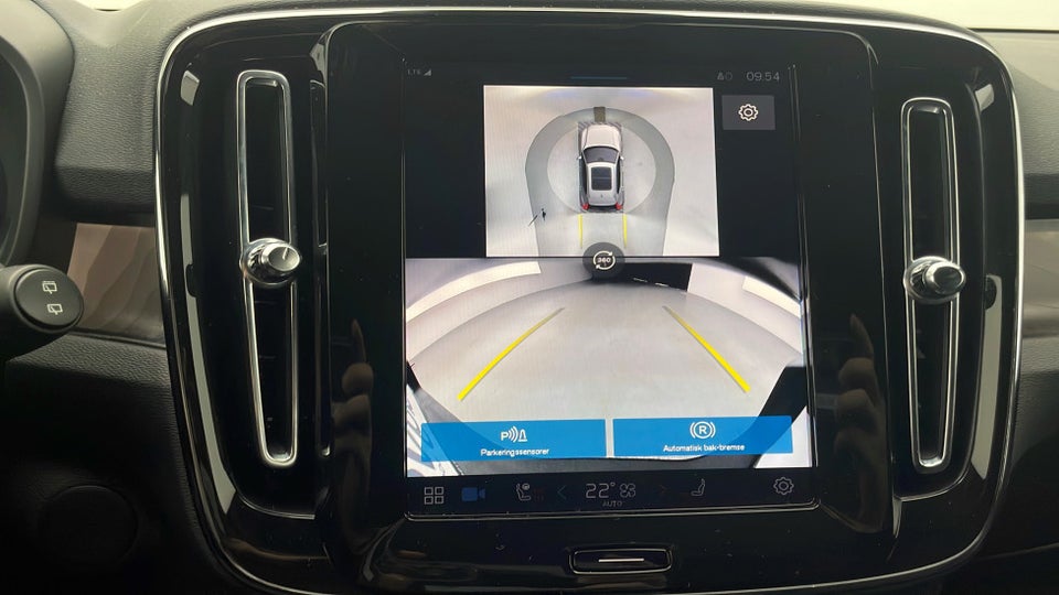 Volvo XC40 ReCharge Twin Ultimate 5d