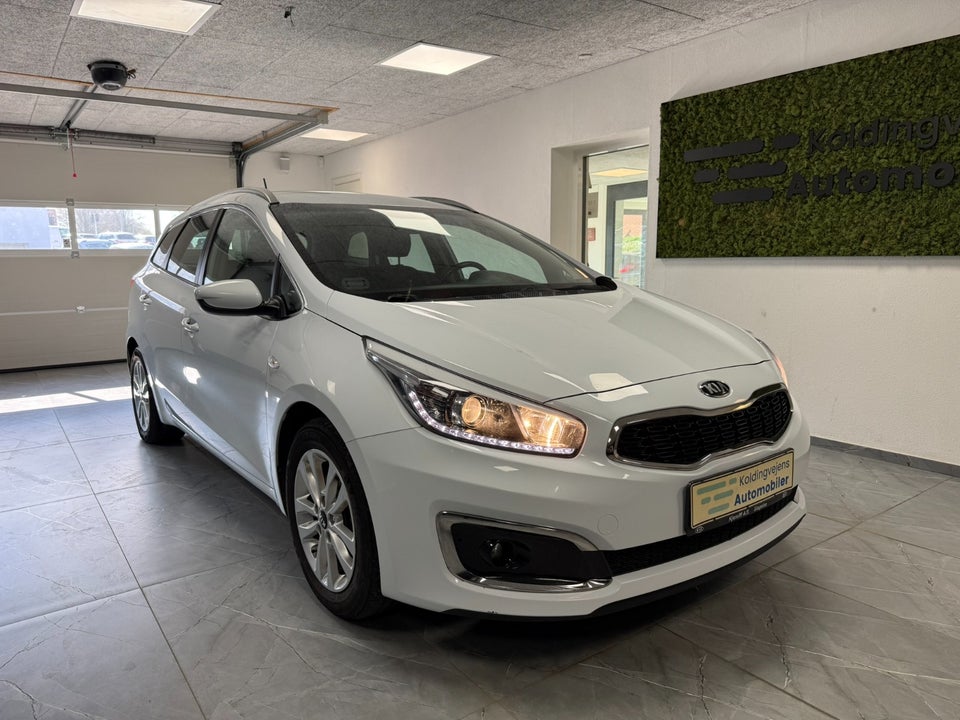 Kia Ceed 1,6 CRDi 136 Attraction SW DCT 5d