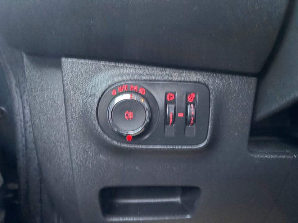 Opel Corsa 1,4 16V Enjoy aut. 5d