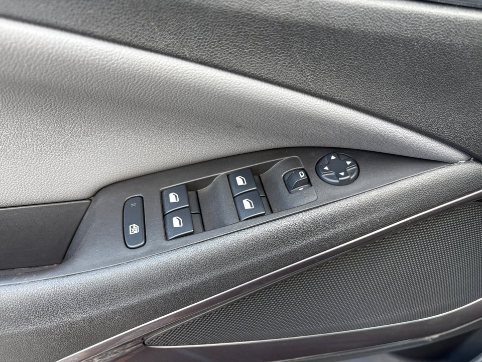 Opel Crossland X 1,2 T 110 Enjoy 5d