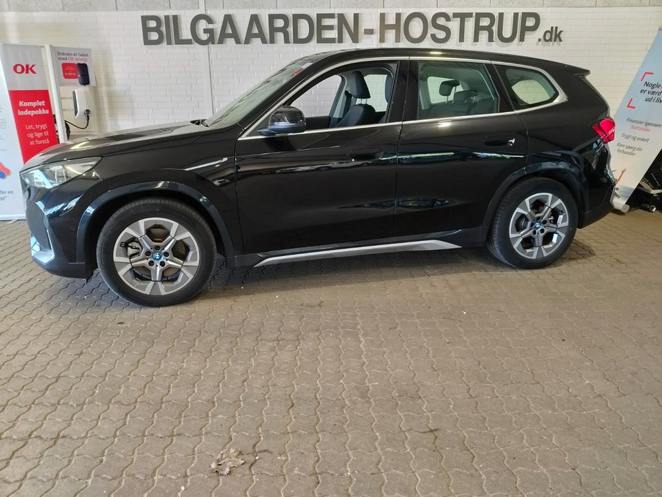 BMW iX1 xDrive30 X-Line 5d