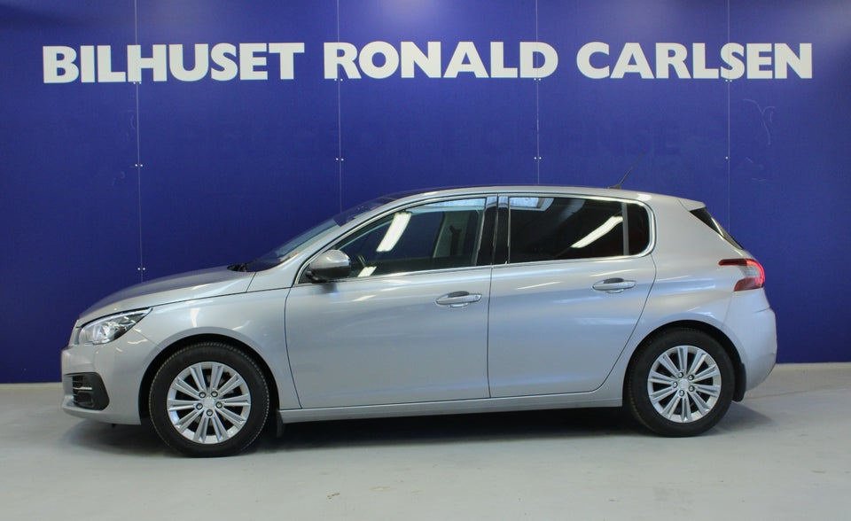 Peugeot 308 1,5 BlueHDi 130 Infinity 5d