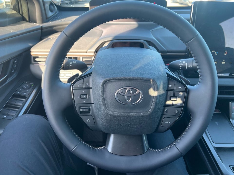 Toyota bZ4X 73 Executive AWD 5d